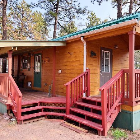 Sally'S Cabin Is A Quaint Two Bedroom Tiny Home Woodland Park Exteriér fotografie